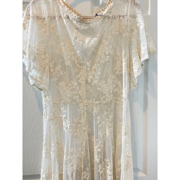 Unique Vintage Romantic Sheer Ivory Lace Flutter Sleeve Midi Dress Sz XL - Picture 3 of 7